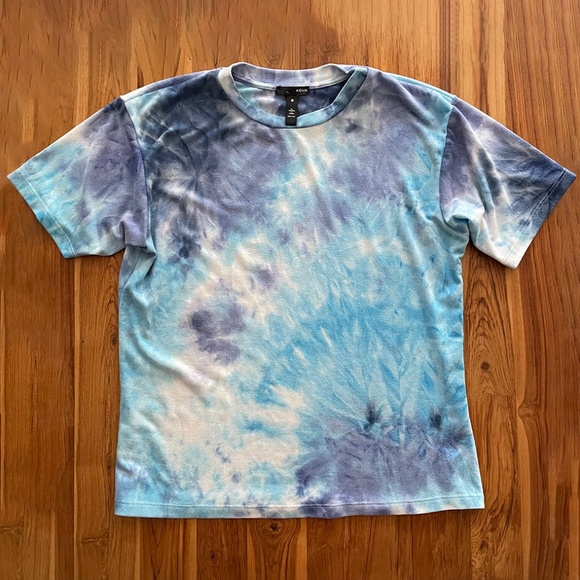 Size Medium 